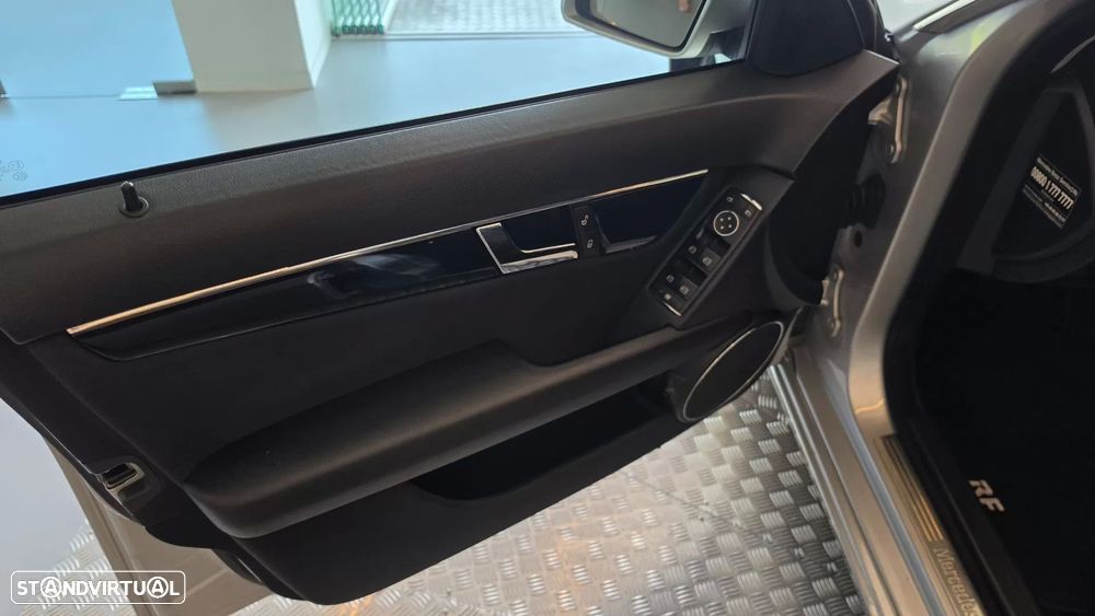 Mercedes-Benz C 220 CDi Elegance BlueEfficiency - 33
