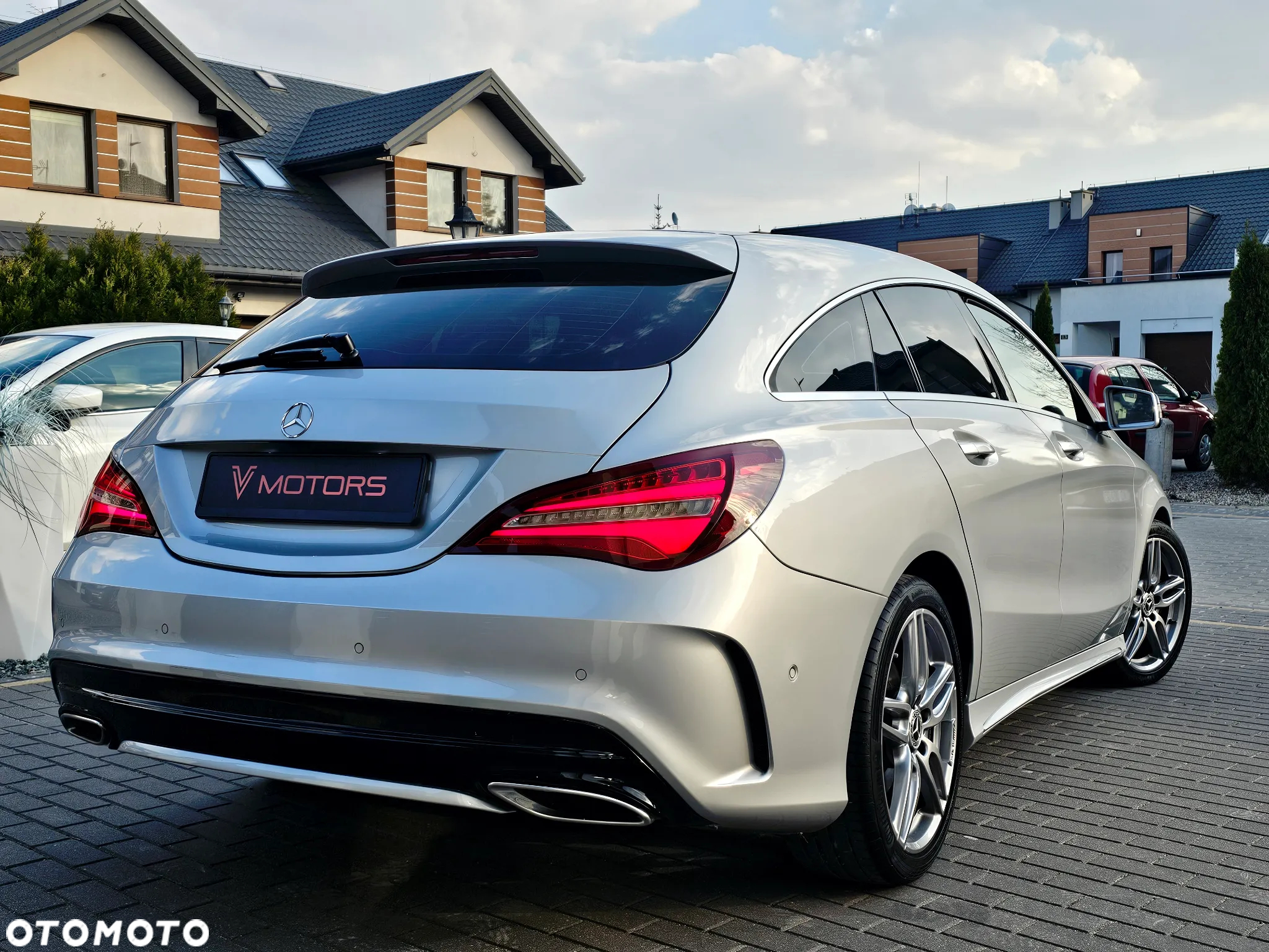 Mercedes-Benz CLA Shooting Brake 180 d 7G-DCT AMG Line - 25