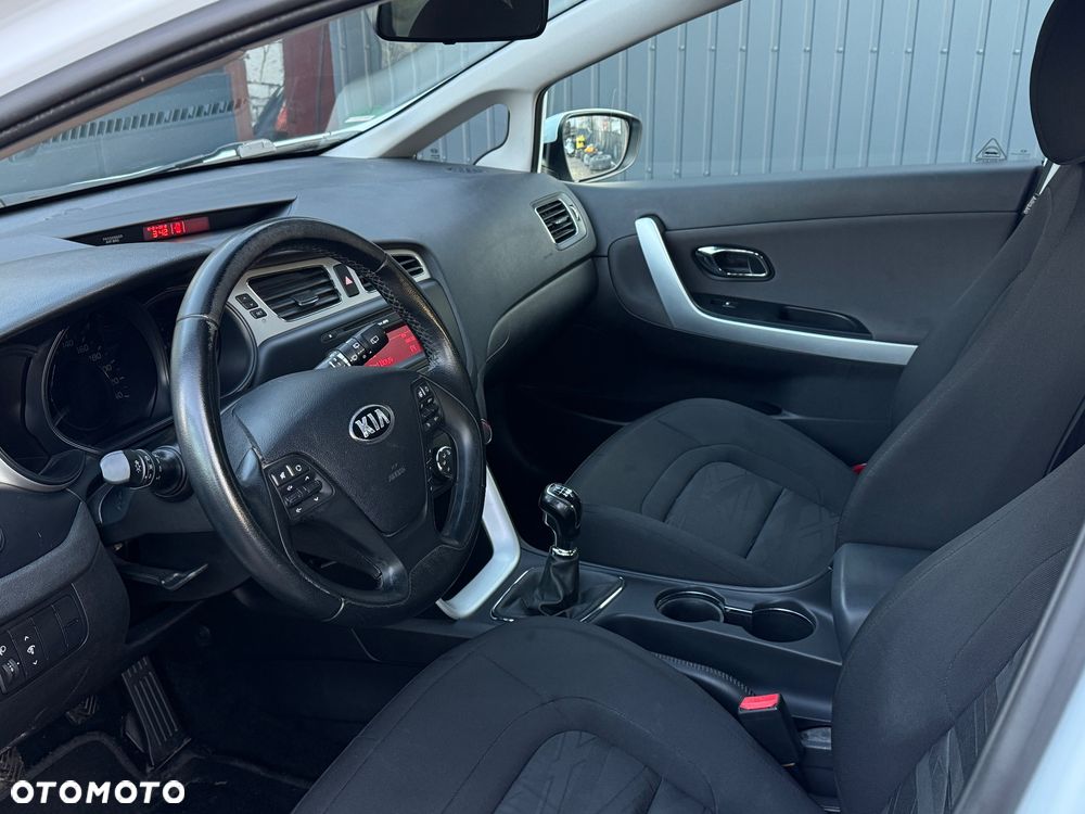 Kia Ceed 1.4 CVVT ISG Spirit - 8