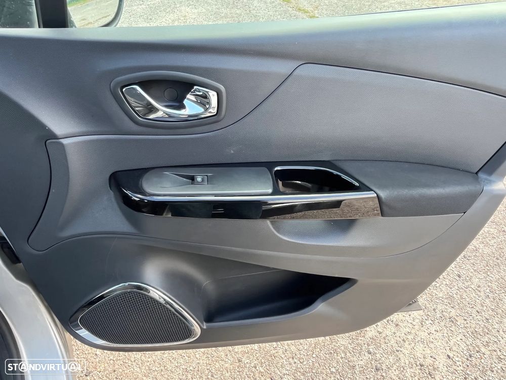 Renault Captur 0.9 TCE - 17