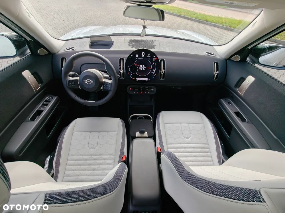 MINI Countryman - 11