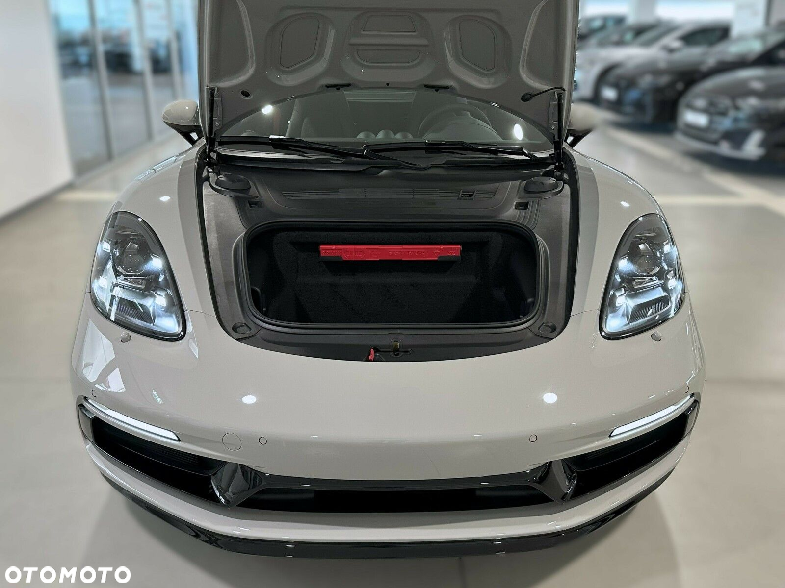 Porsche 718 Cayman - 26