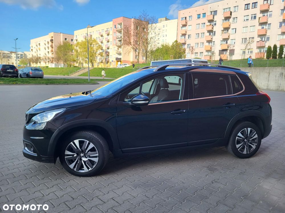 Peugeot 2008 BlueHDi 100 STOP & START Allure - 17