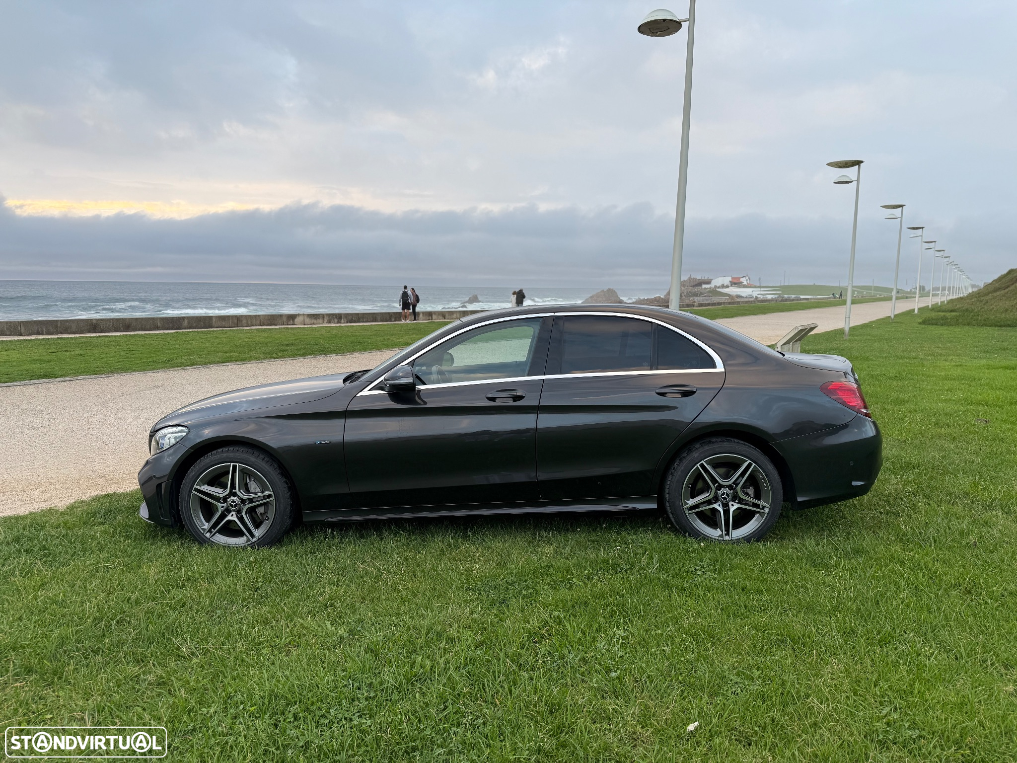 Mercedes-Benz C 300 de AMG Line - 3