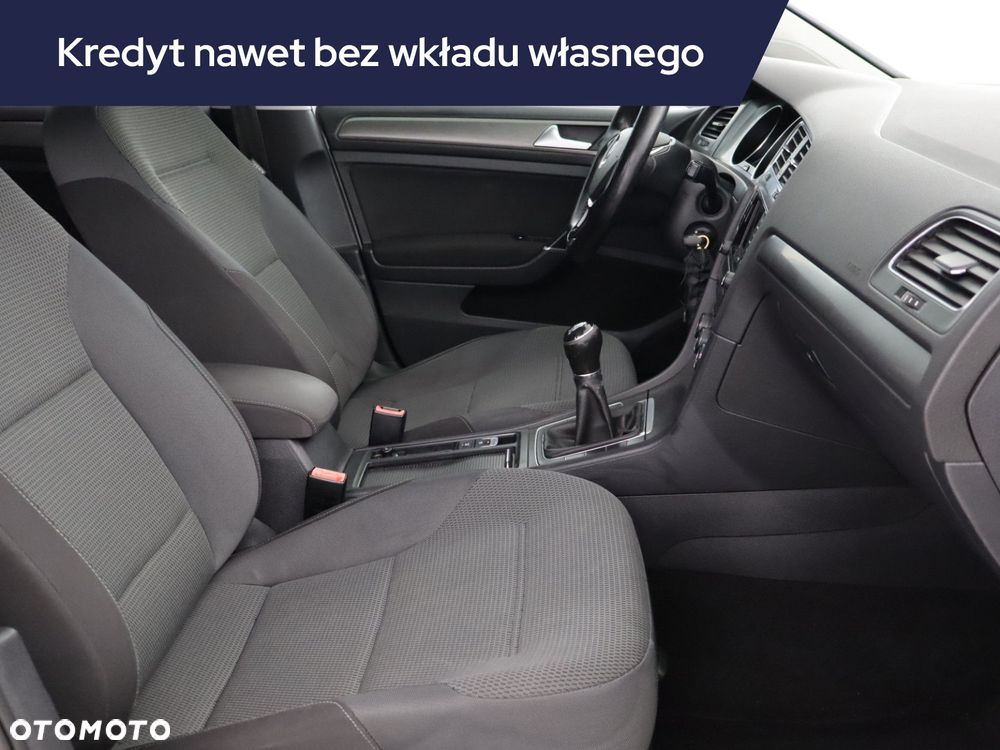 Volkswagen Golf - 11