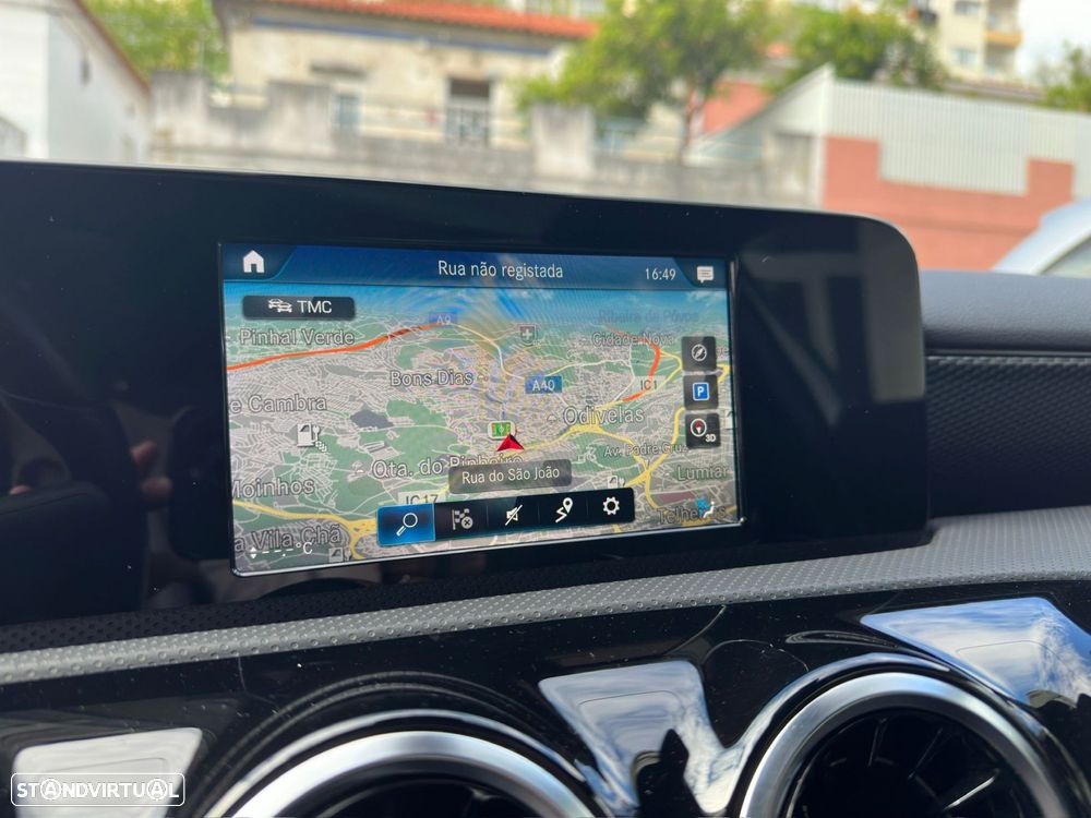 Mercedes-Benz A 250 - 25