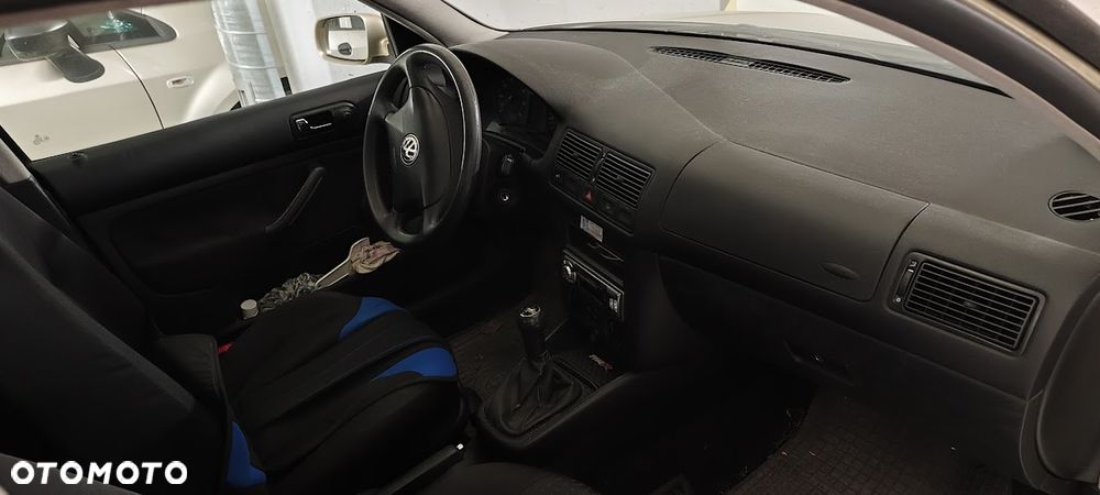 Volkswagen Golf 1.4 Basis - 4