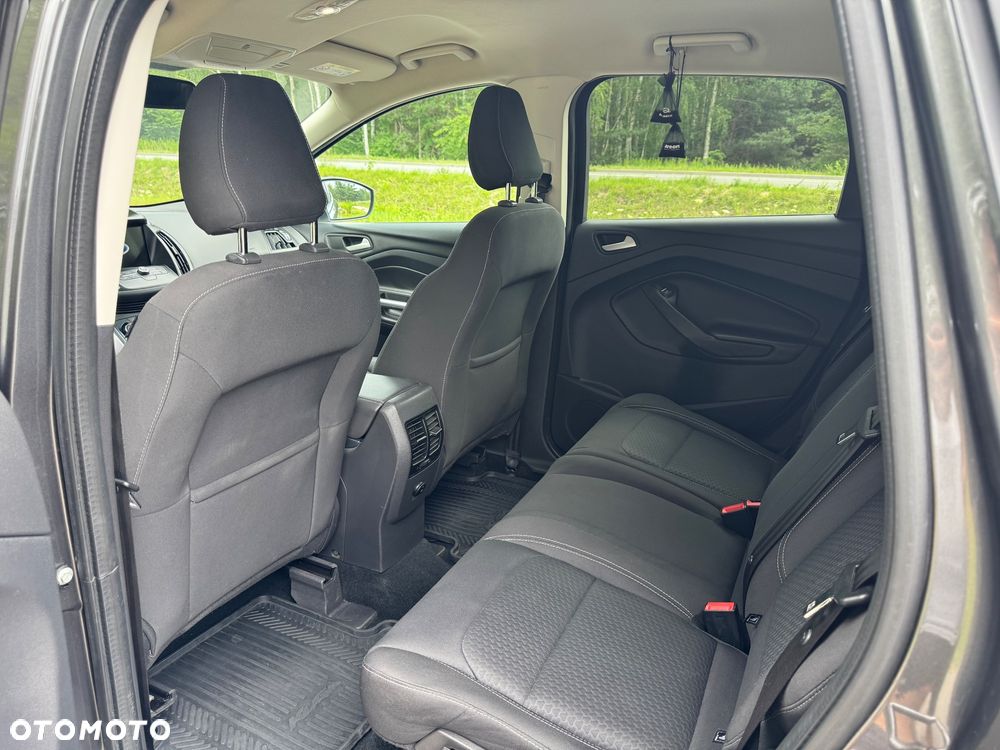 Ford Kuga 1.5 EcoBoost 2x4 SYNC - 9