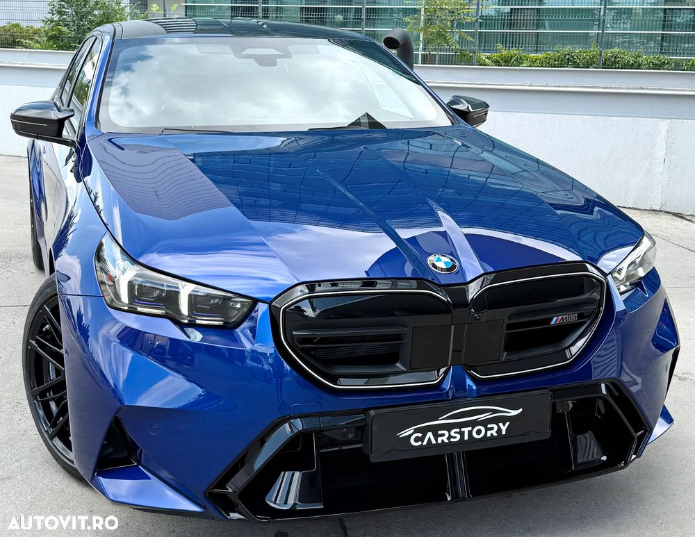 BMW M5 AT - 1