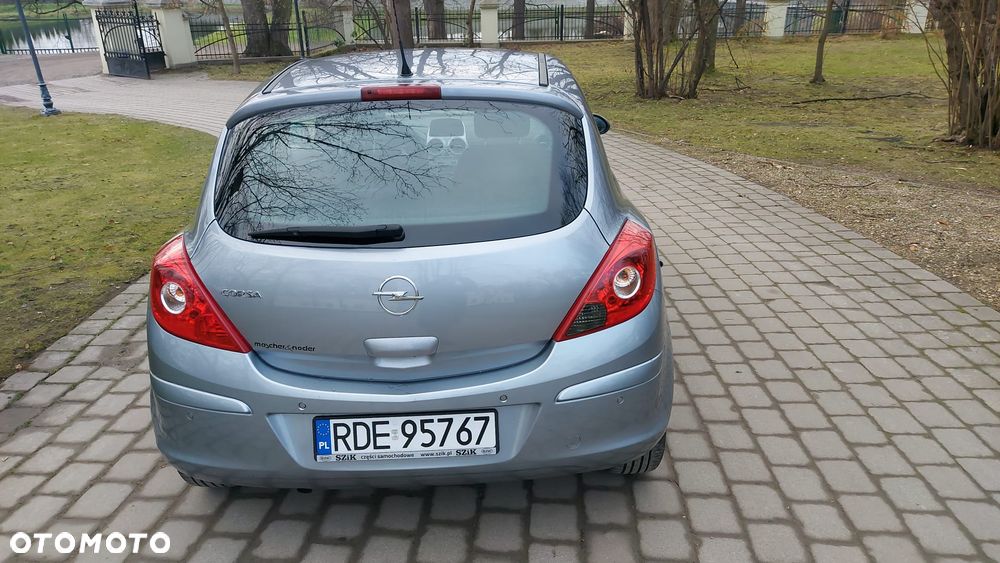 Opel Corsa - 10