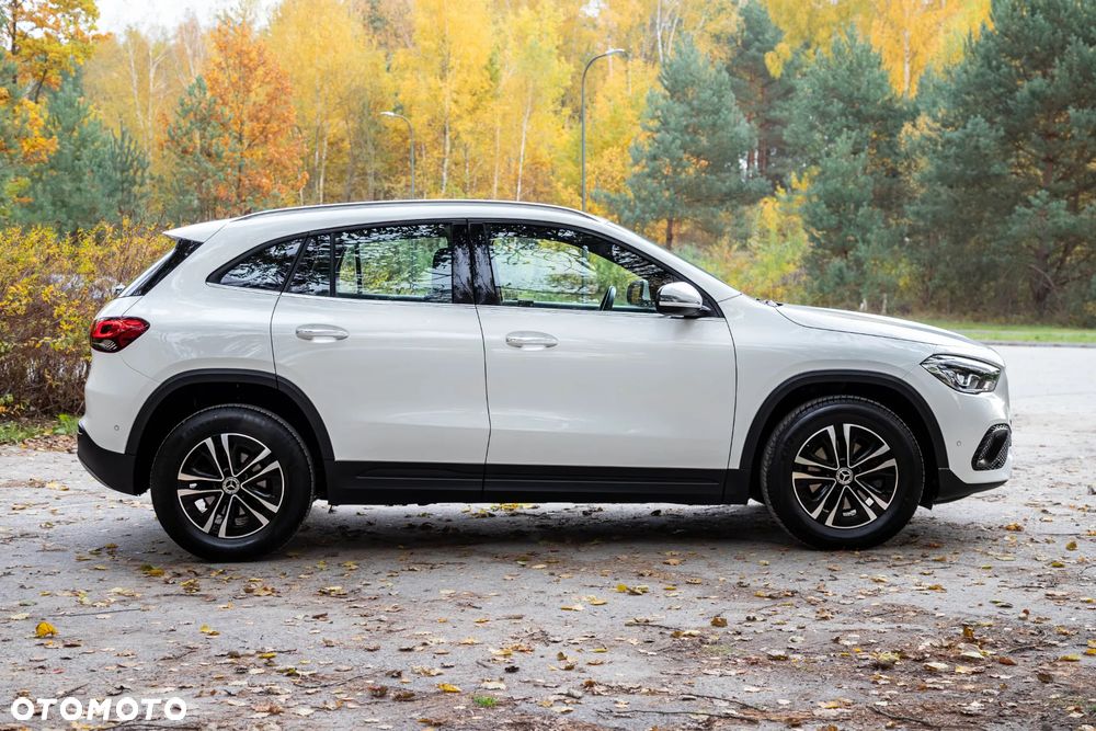 Mercedes-Benz GLA 200 Business Edition - 7