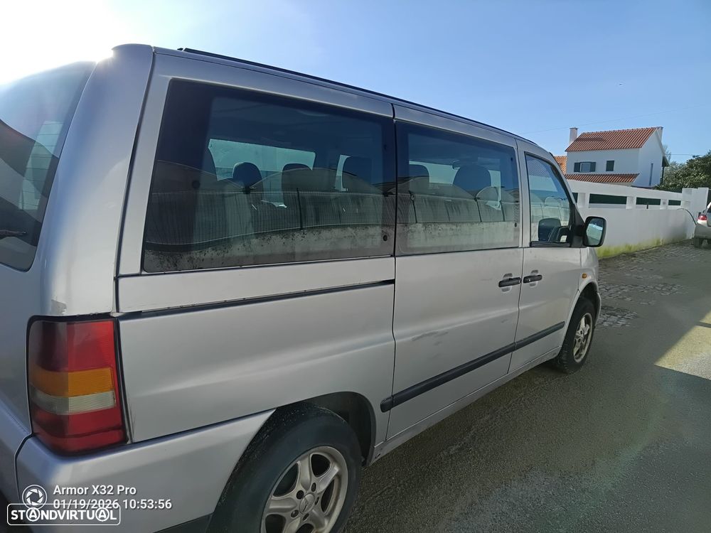 Mercedes-Benz VITO 112 CDI 2,2L 1999 (W638) 9 Lugares - 1