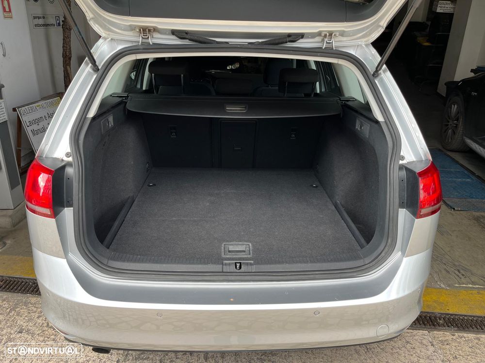VW Golf Variant 1.6 TDi Confortline - 5