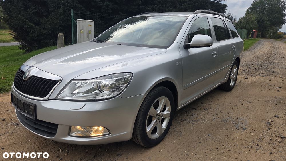 Skoda Octavia 1.6 TDI Family Plus - 12
