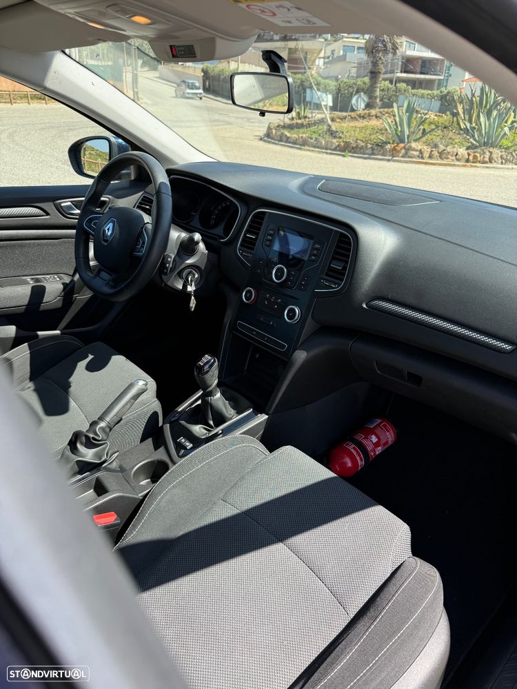 Renault Mégane TCe 115 GPF LIFE - 9
