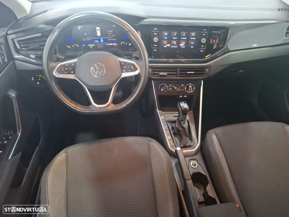 VW Polo 1.0 TSI Urban DSG - 18