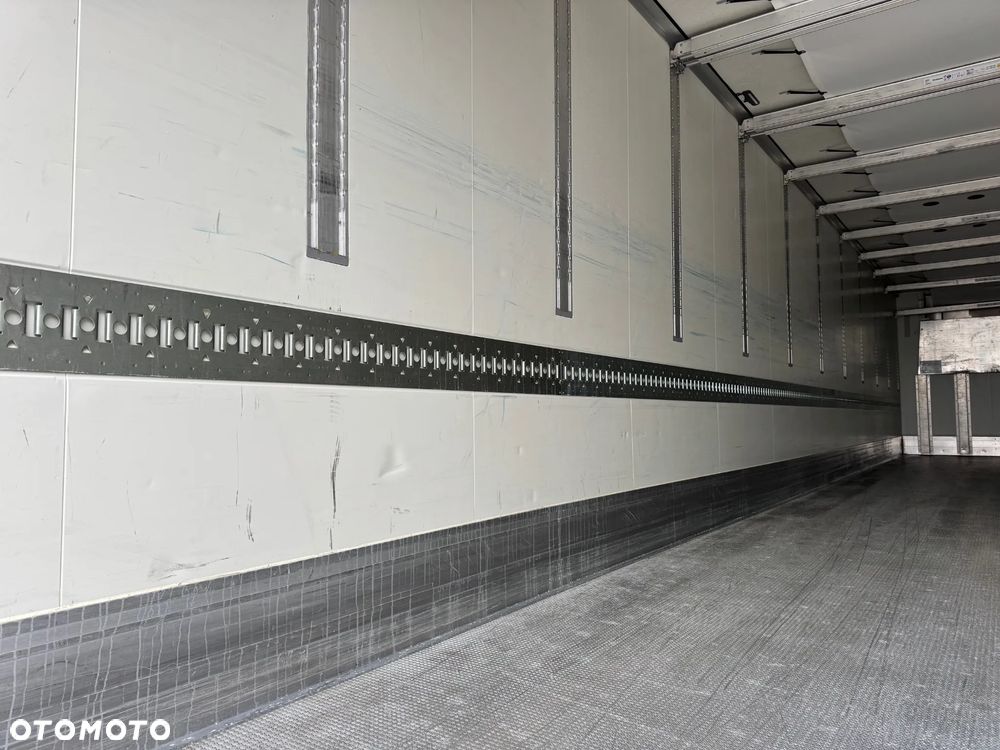 Krone Doppelstock, Thermo King SLXi 300 - 14