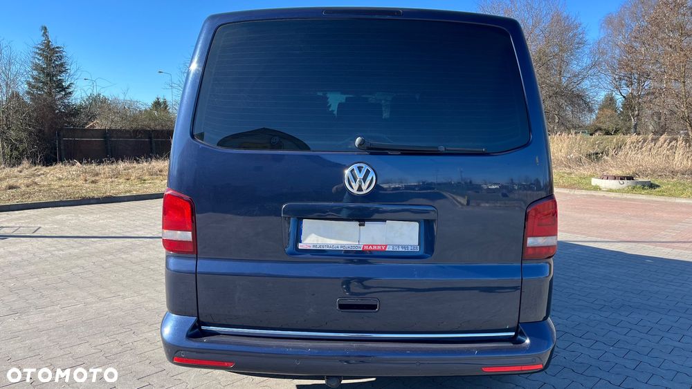 Volkswagen Multivan - 11