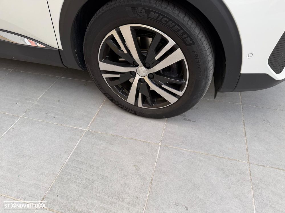 Peugeot 3008 1.6 Hybrid GT e-EAT8 - 3