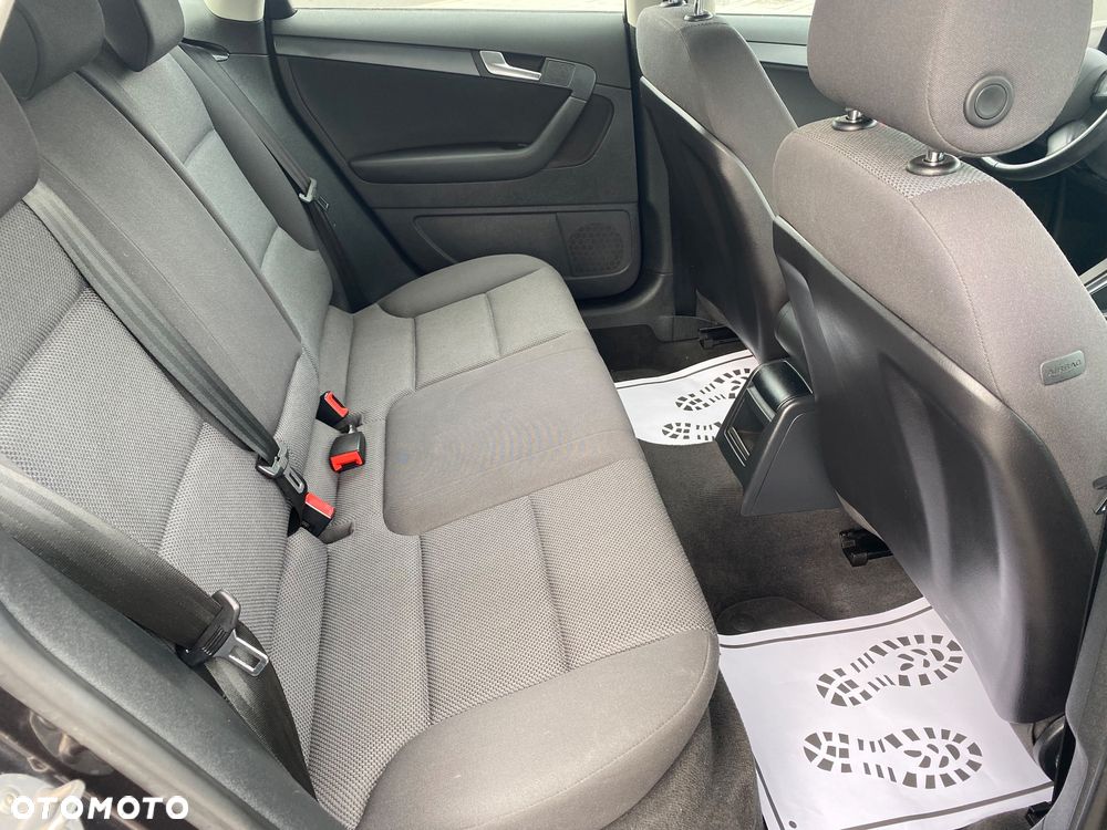Audi A3 Sportback 2.0 TDI Ambiente - 25