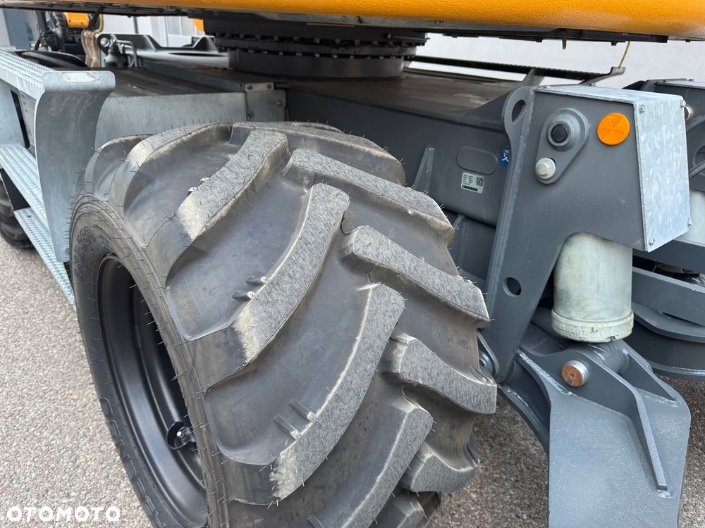 Liebherr A910 Compact Litronic - 18