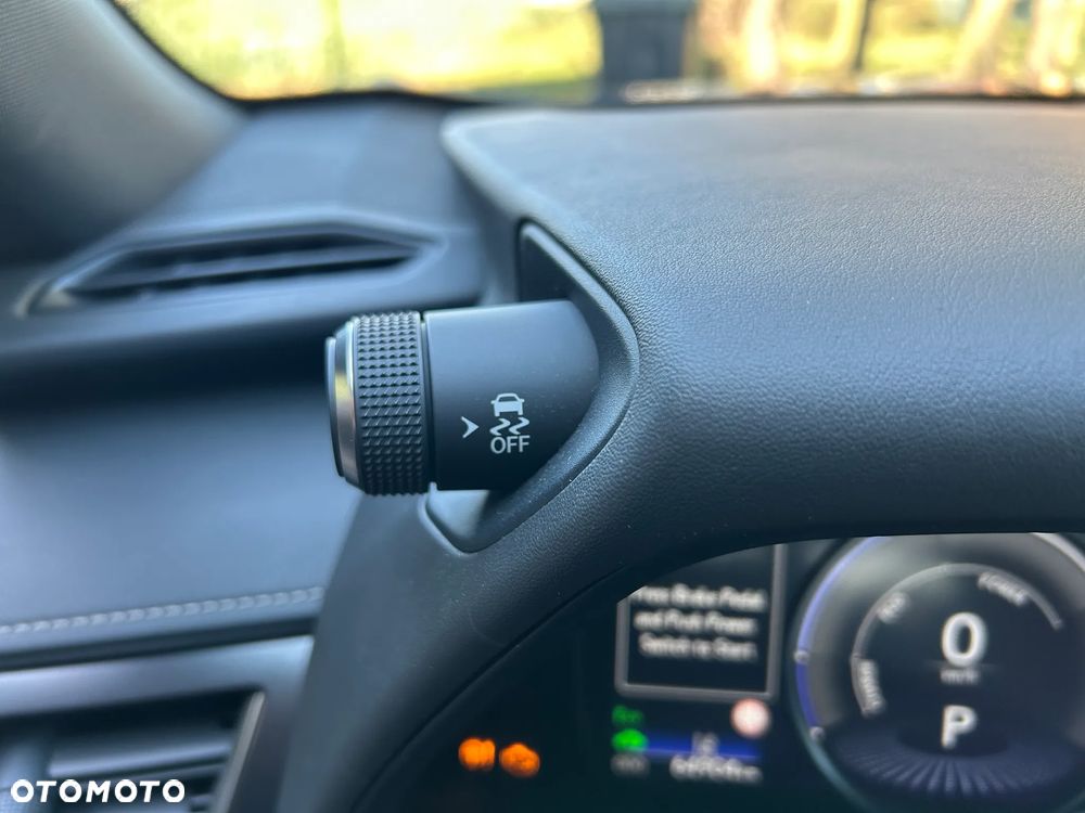 Lexus UX 250h GPF F Impression 2WD - 27