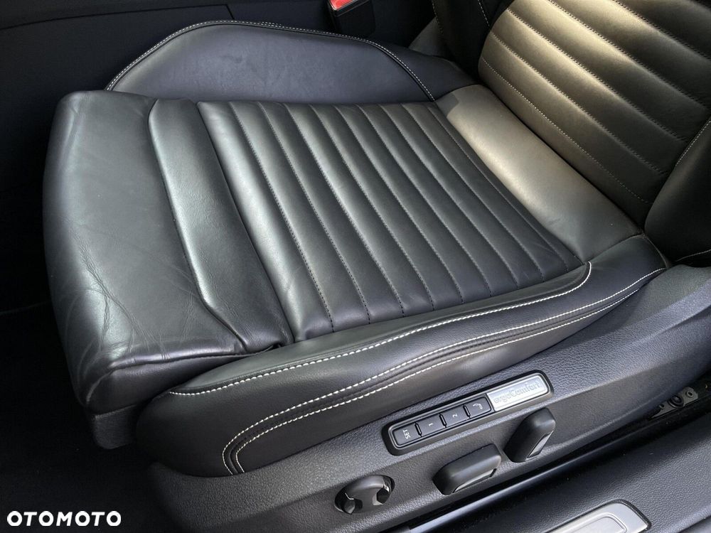Volkswagen Passat 2.0 TDI 4Mot Elegance DSG - 15