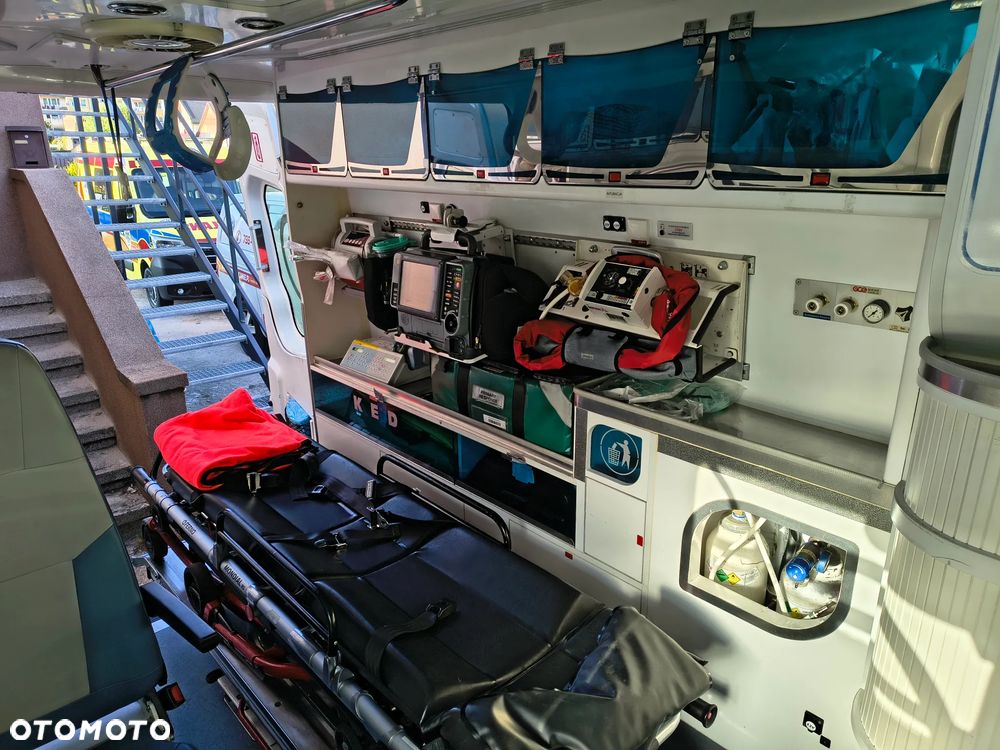 Mercedes-Benz Sprinter AMBULANS karetka - 1