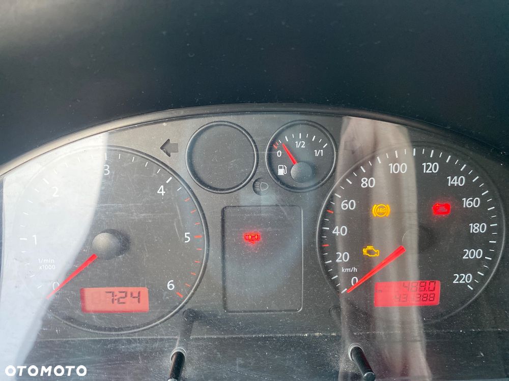 Volkswagen Transporter - 27