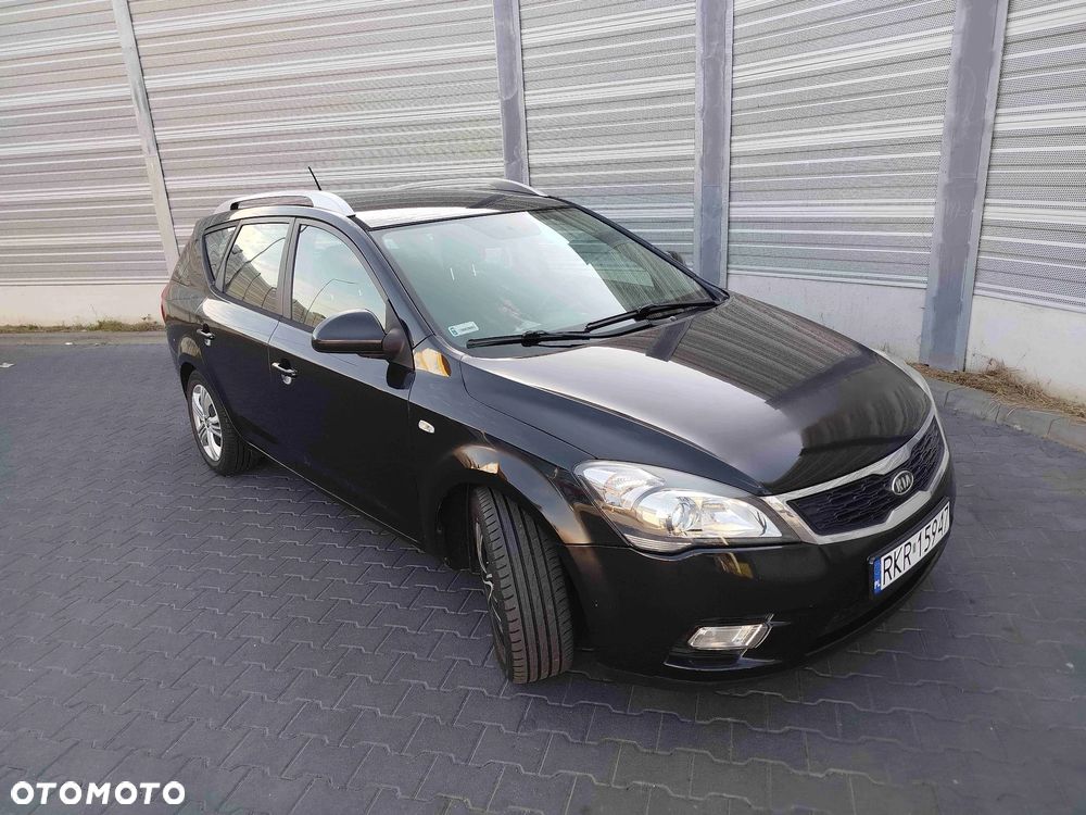 Kia Ceed 1.6 Comfort + - 2