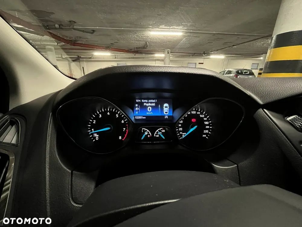 Ford Focus - 12