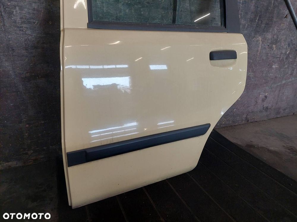 DRZWI KOMPLETNE LEWY TYŁ FIAT PANDA II 541 - 3