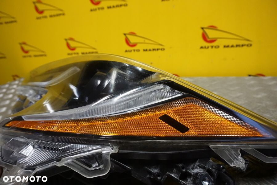 TOYOTA COROLLA E21 2019- REFLEKTOR LAMPA LED LEWA (L) USA - 15