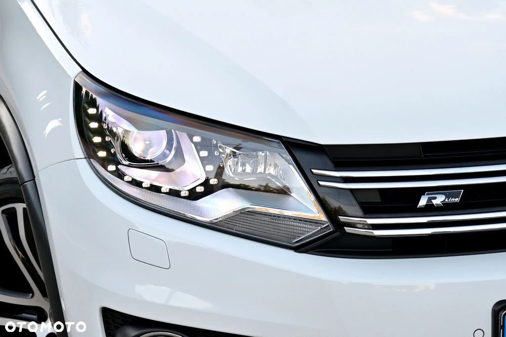 Volkswagen Tiguan 2.0 TDI SCR 4MotION DSG R-Line - 12