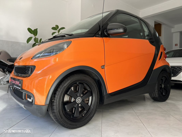 Smart ForTwo Coupé 1.0 mhd Pulse 71 Softouch