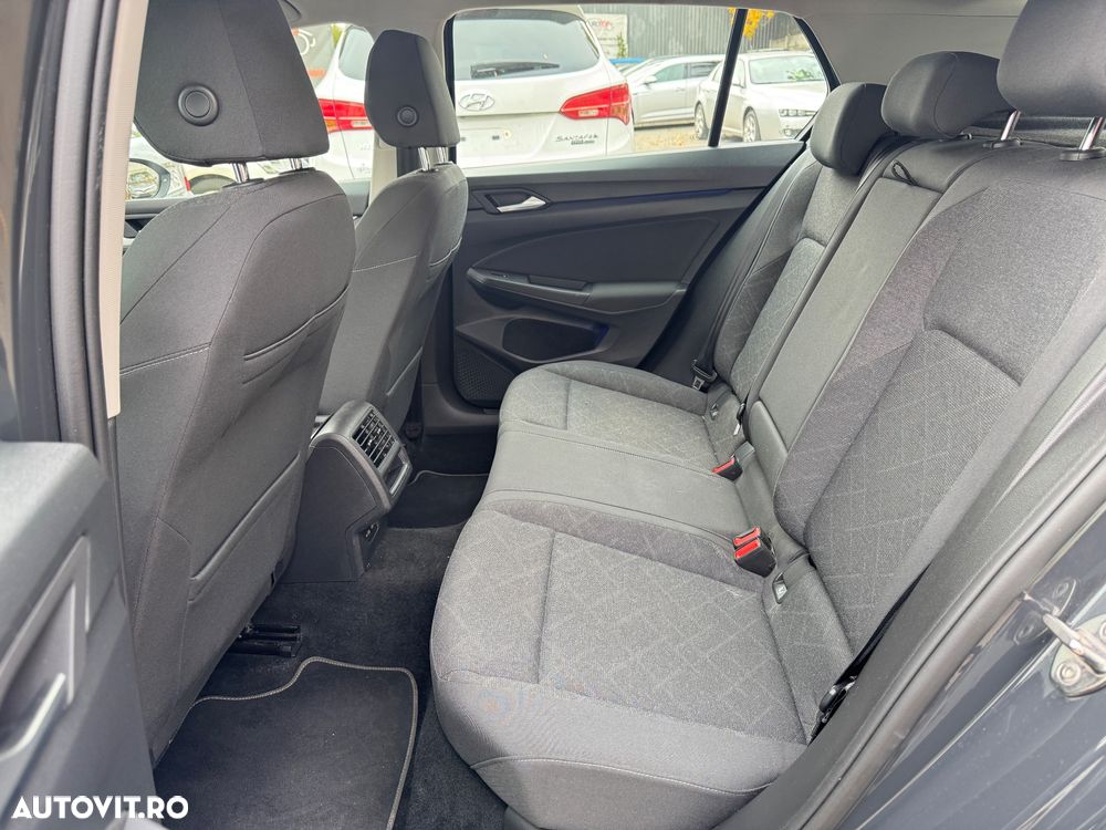 Volkswagen Golf - 19