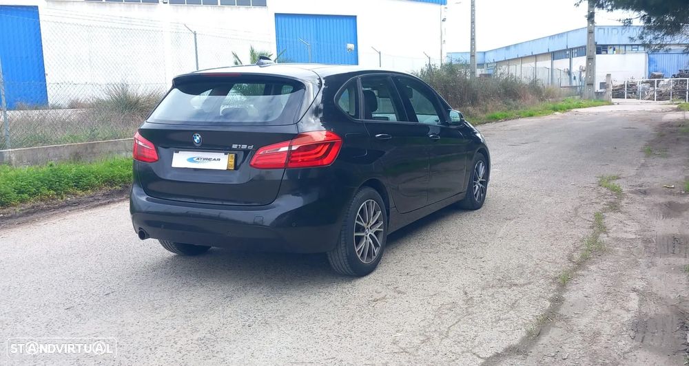 BMW 218 Active Tourer d Aut. Sport Line - 7