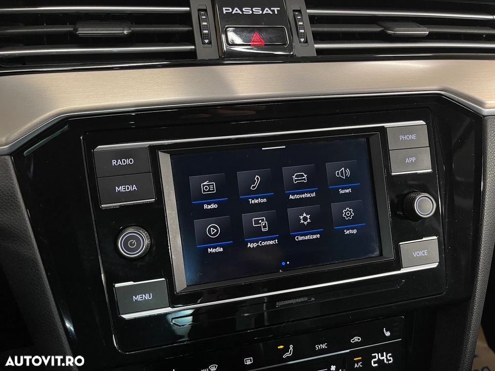 Volkswagen Passat 2.0 TDI DSG Highline - 17