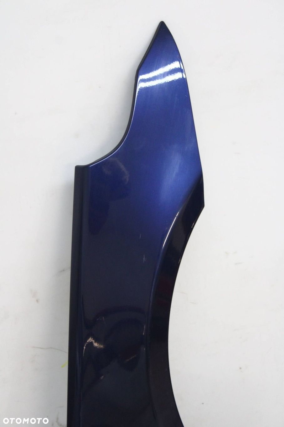 BMW E60 E61 03R- BŁOTNIK PRAWY PRZÓD PRZEDNI A76 - 2