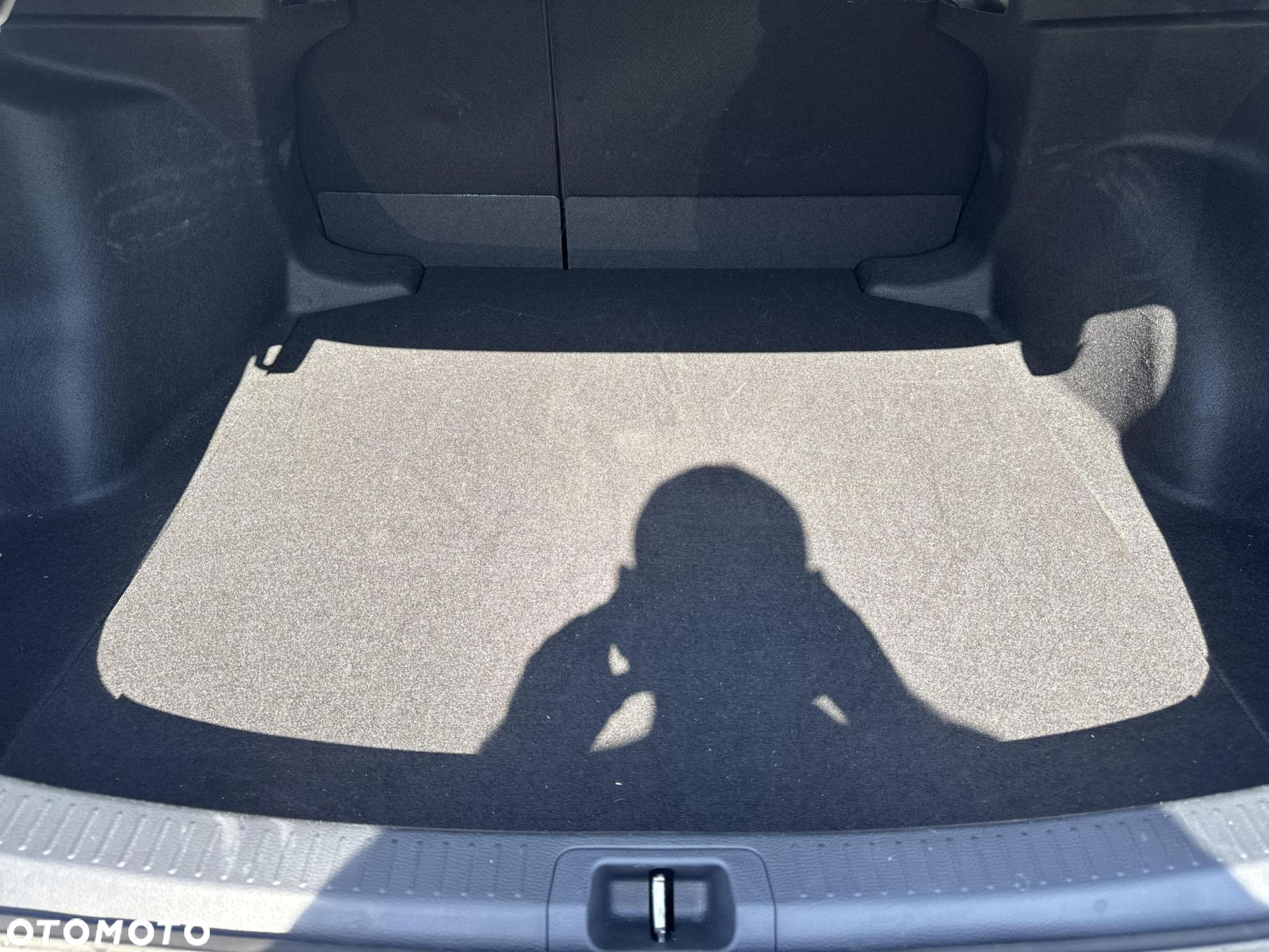 Toyota Corolla 1.8 Hybrid Style - 13