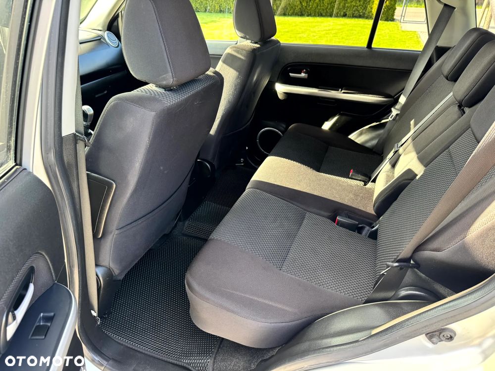 Suzuki Grand Vitara - 13