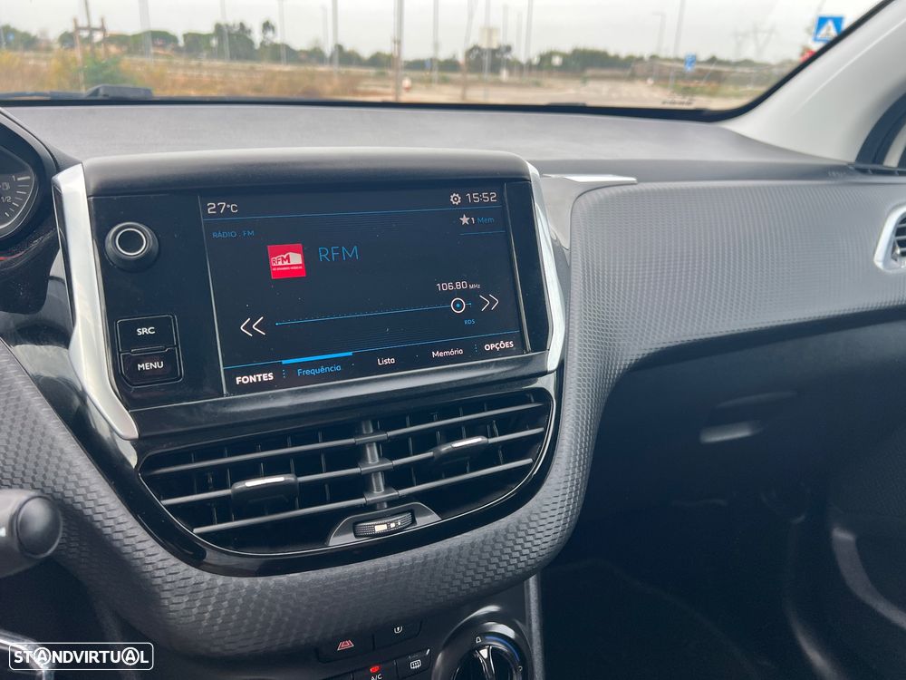 Peugeot 208 1.2 PureTech Style - 38
