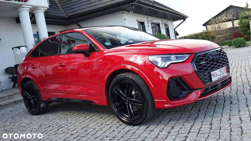 Audi Q3 Sportback - 16