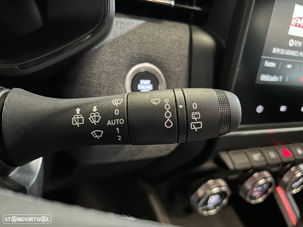 Renault Clio 1.0 TCe Techno Bi-Fuel - 33