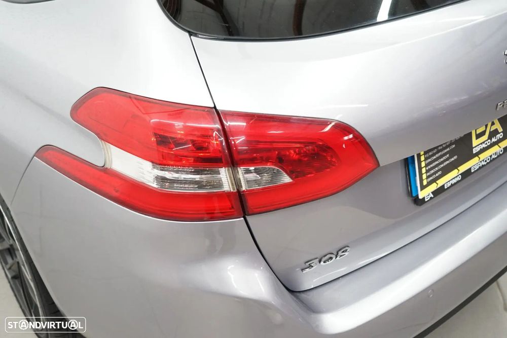 Peugeot 308 SW 1.6 BlueHDi Allure - 14
