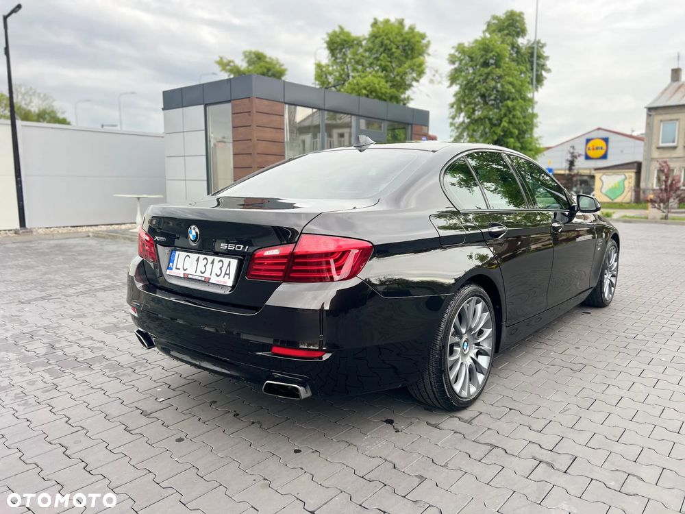 BMW Seria 5 550i xDrive Sport-Aut Luxury Line - 5