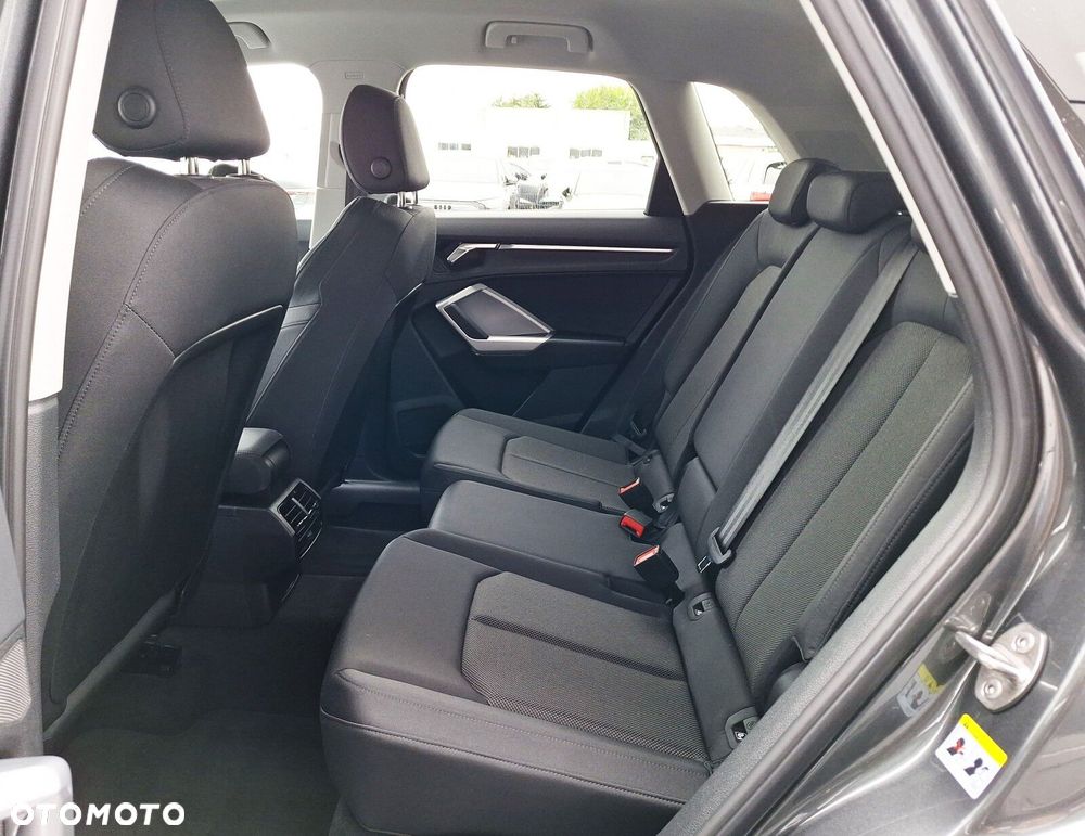 Audi Q3 35 TFSI mHEV S-Line S tronic - 20