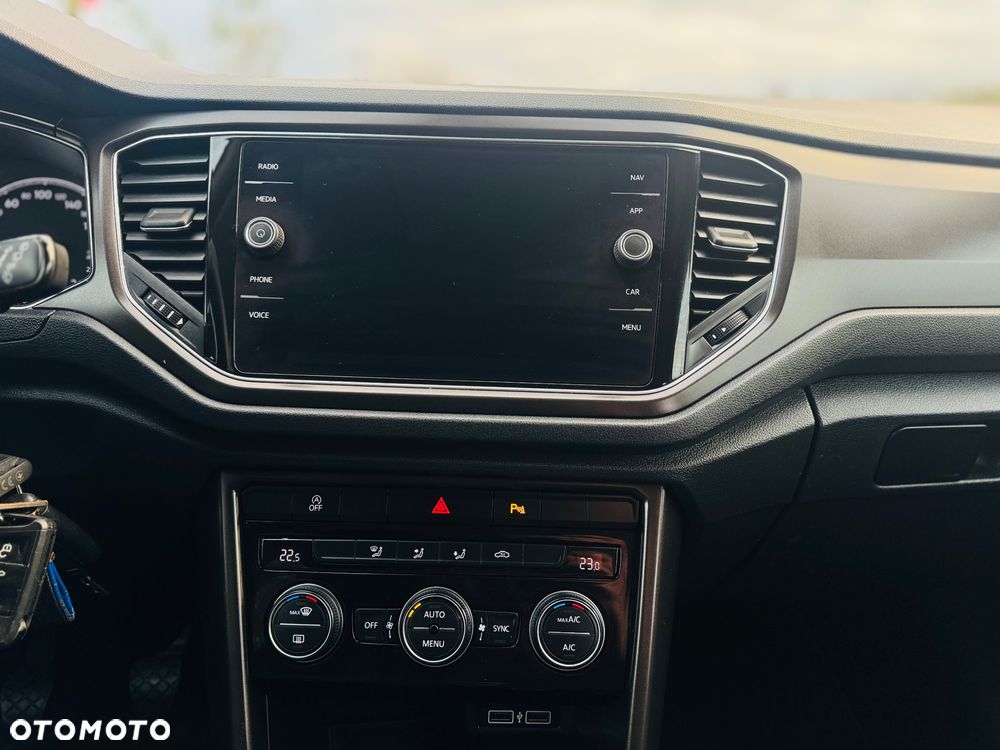 Volkswagen T-Roc 1.0 TSI Life Plus - 12