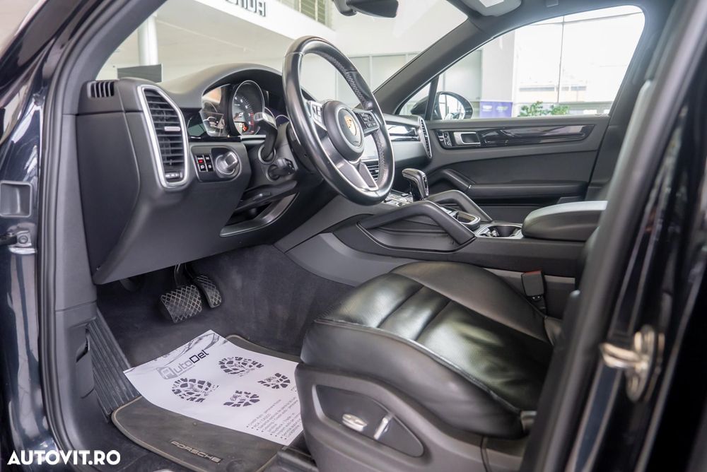 Porsche Cayenne Tiptronic S - 13