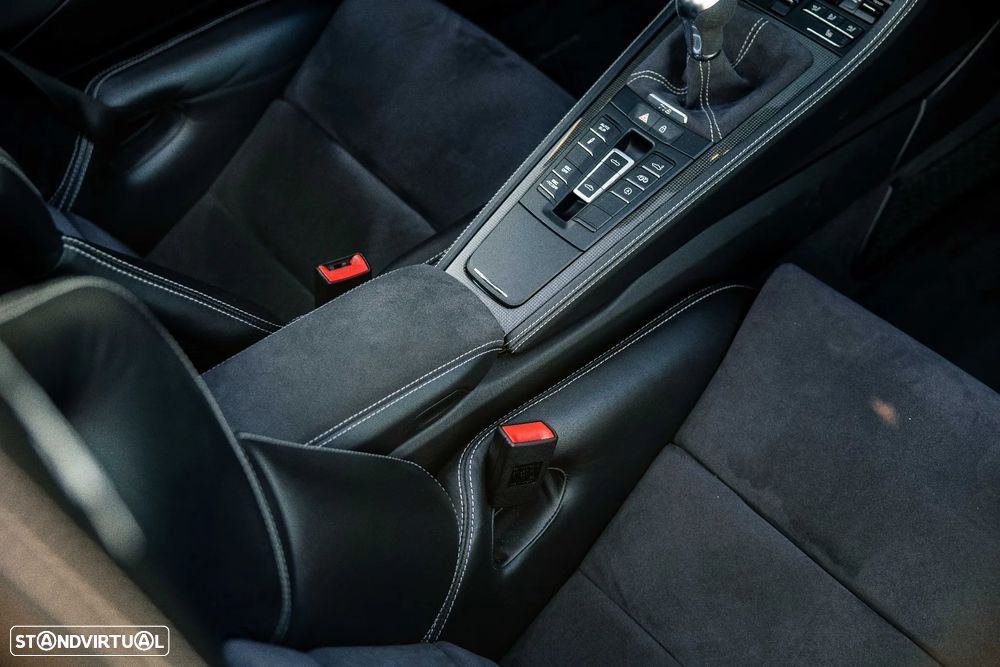 Porsche 718 Spyder Standard - 14